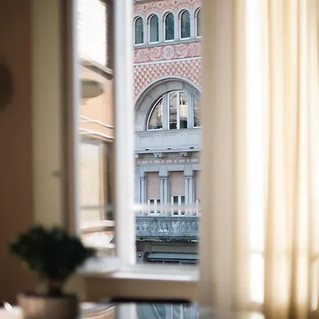 The Balcony Premium - 3 Min Walk To Bernina Express & Station Апартаменты