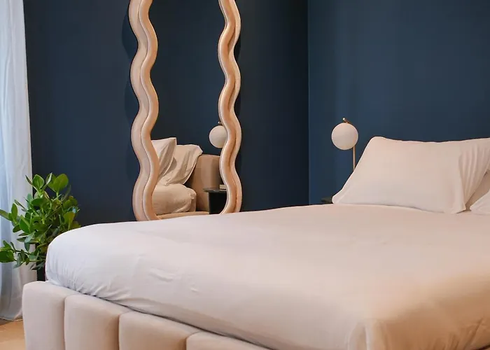 Апартаменты The Balcony Premium - 3 Min Walk To Bernina Express & Station